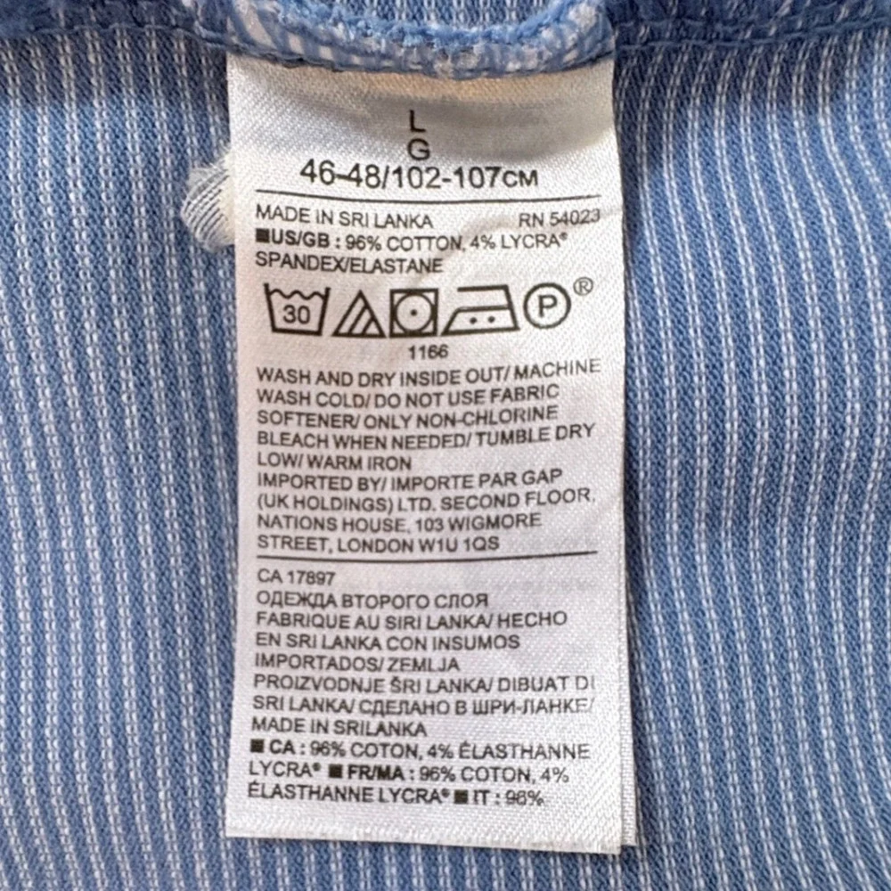 Banana Republic measurements lay